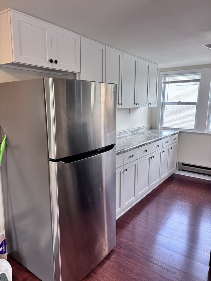 14935 S Center St - Photo 3 of 11