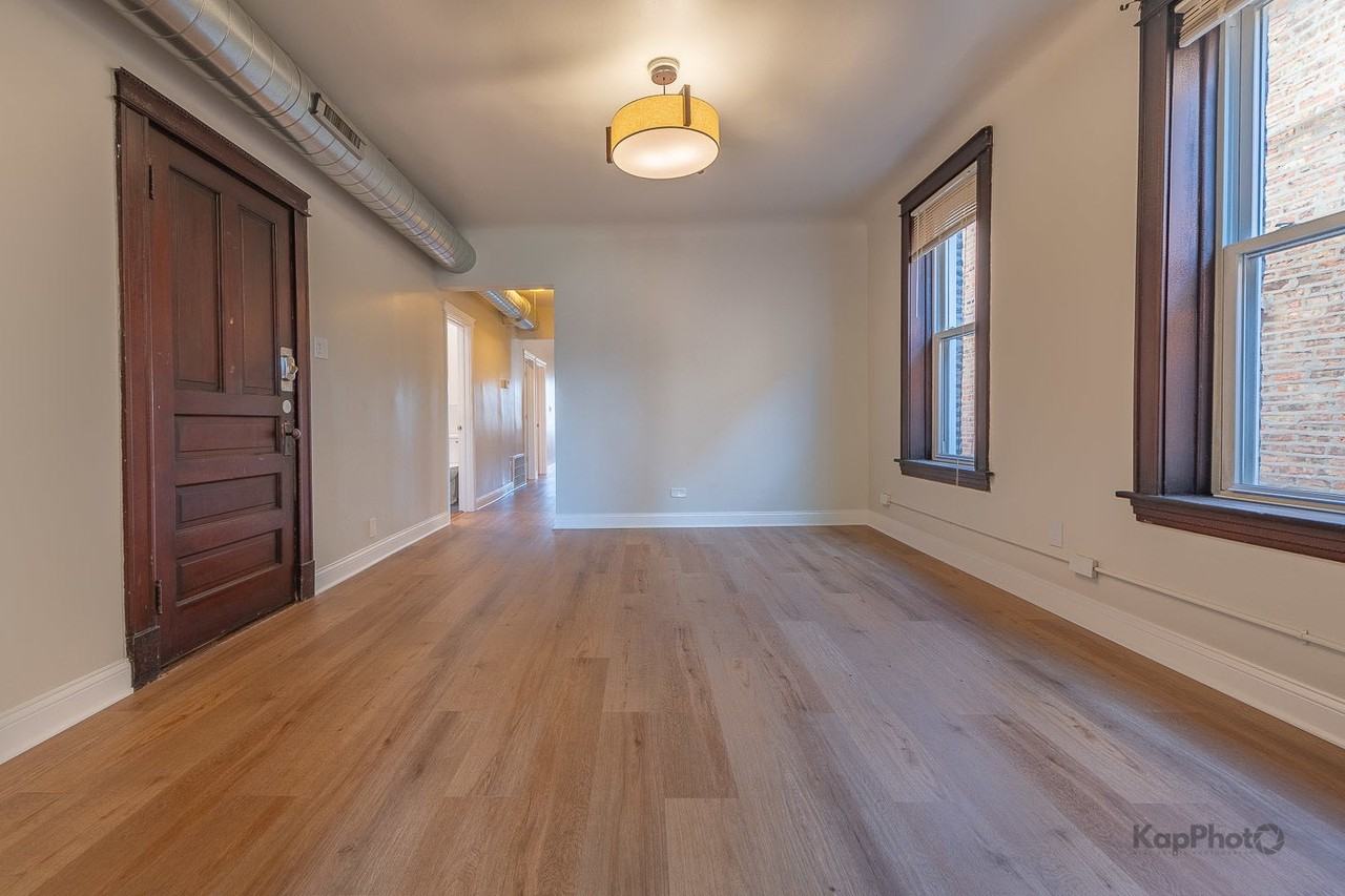 2644 W 22nd Pl - Photo 5 of 26