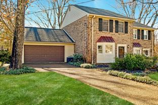 1005 Glendale Ln - Photo 1 of 1