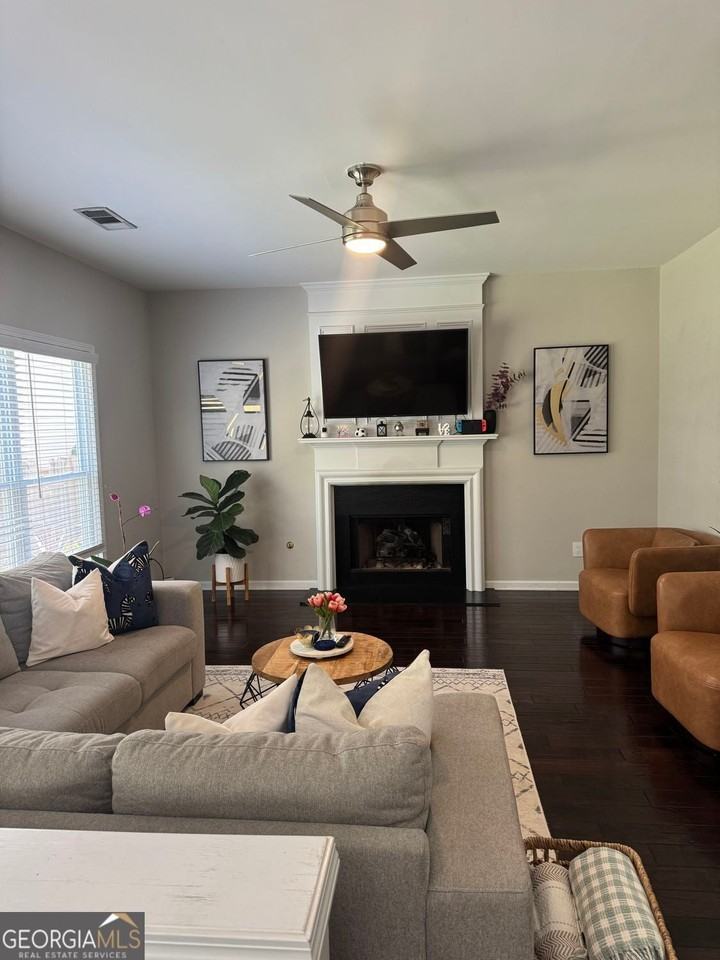 530 Sessingham Ct - Photo 5 of 14