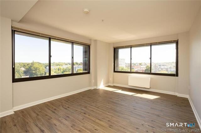 300 Broad St - Photo 5 of 12
