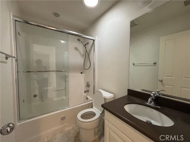 50 Herringbone - Photo 2 of 8