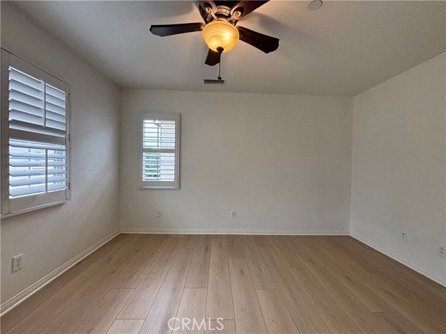 50 Herringbone - Photo 3 of 8