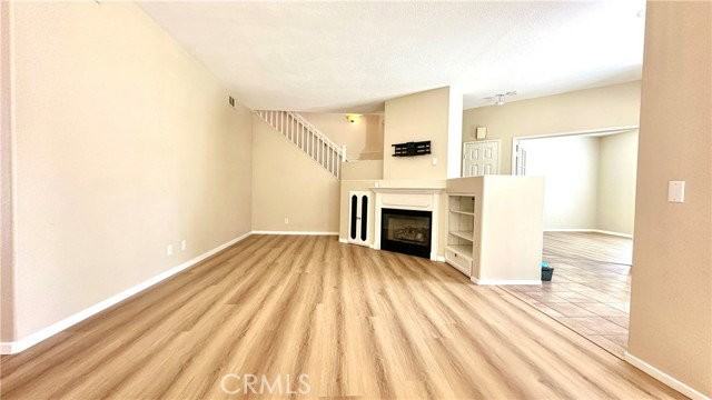 13070 Arborwalk Ln - Photo 3 of 6