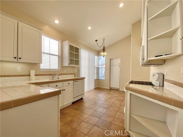13070 Arborwalk Ln - Photo 5 of 6