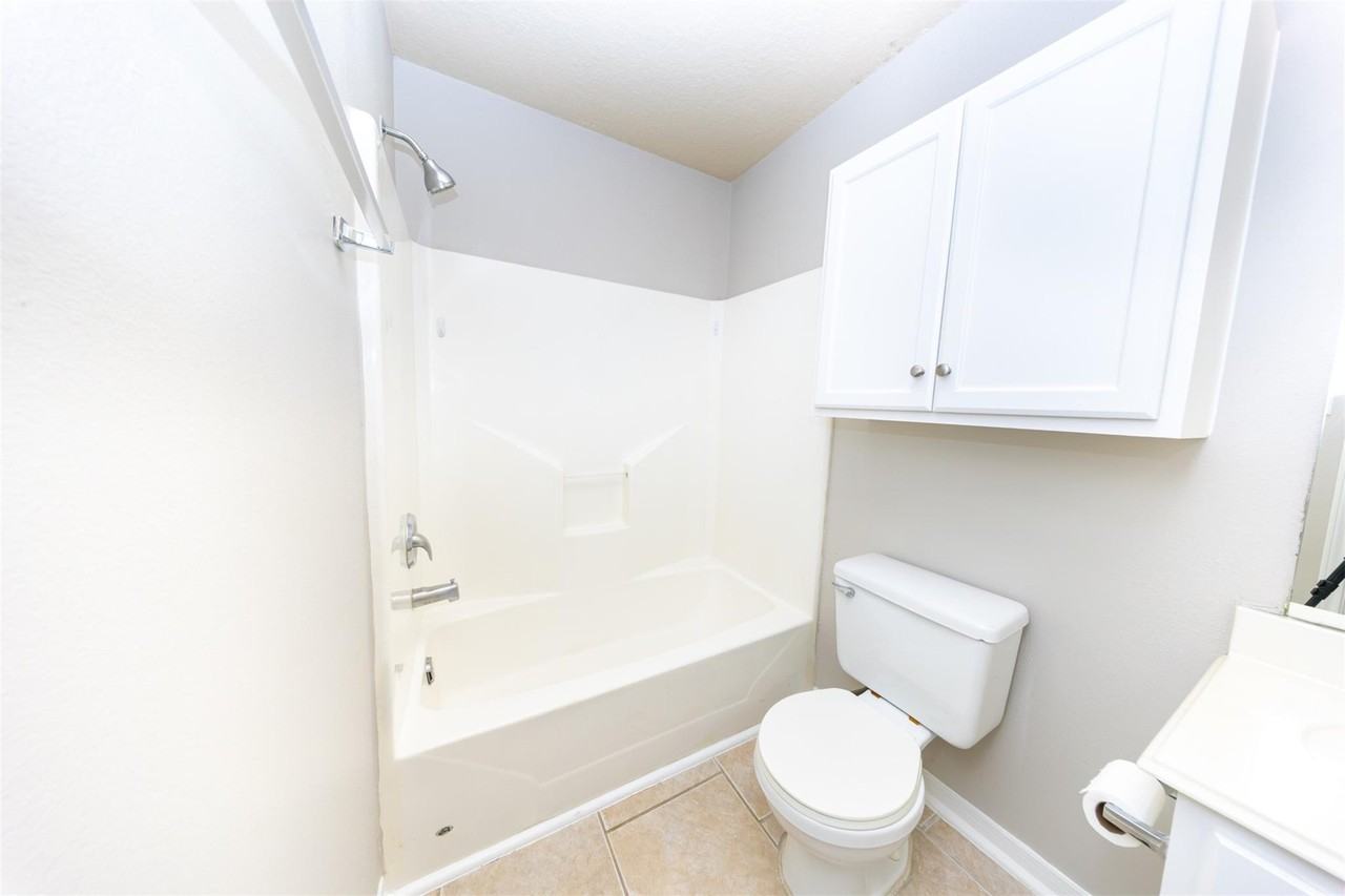 15406 Apple Bloom Way - Photo 7 of 9