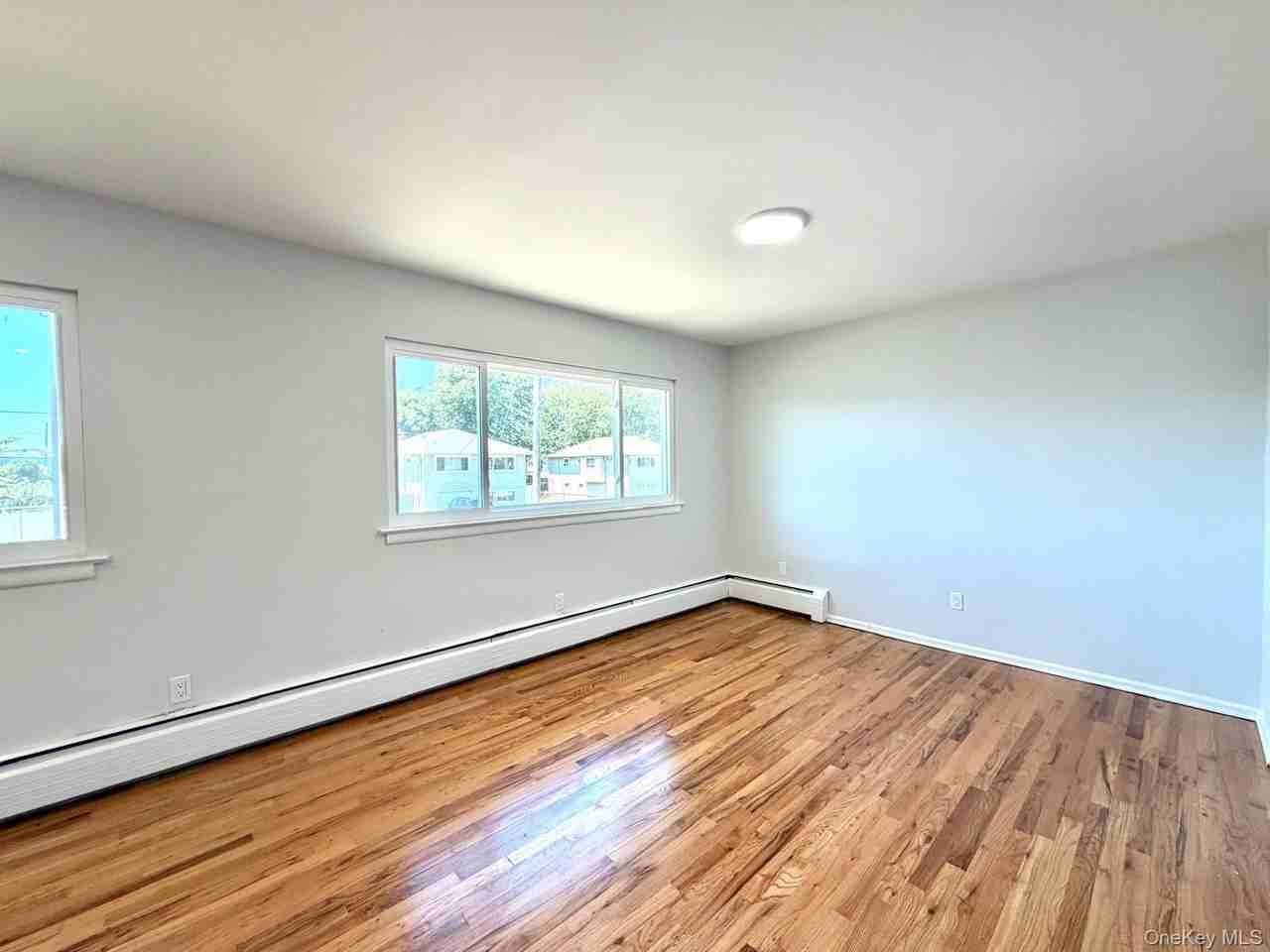 65 Florida Ave - Photo 3 of 20