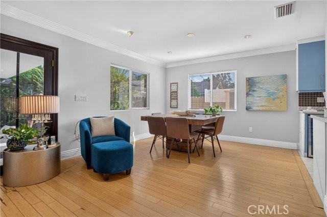 6710 Kurl Way - Photo 4 of 8