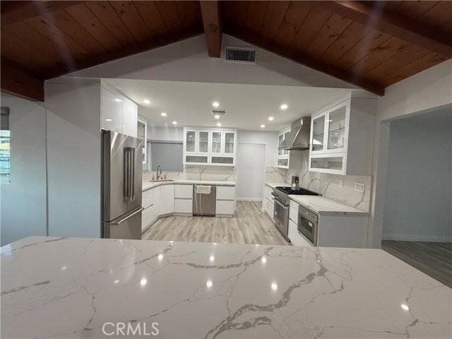 18334 San Jose St - Photo 3 of 8