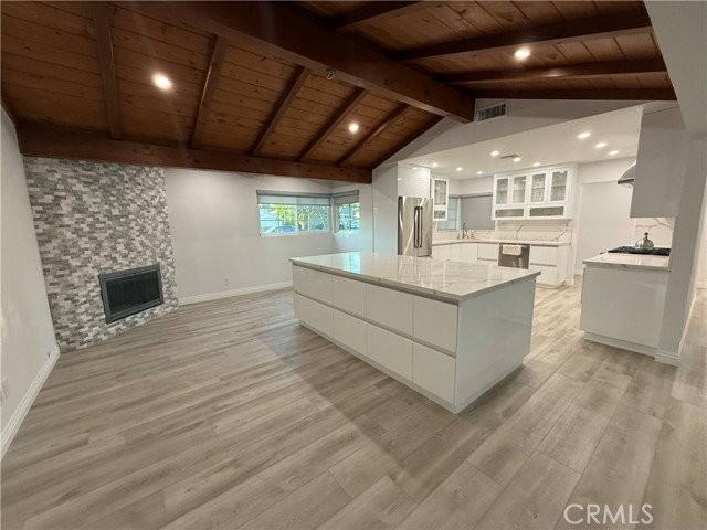 18334 San Jose St - Photo 6 of 8