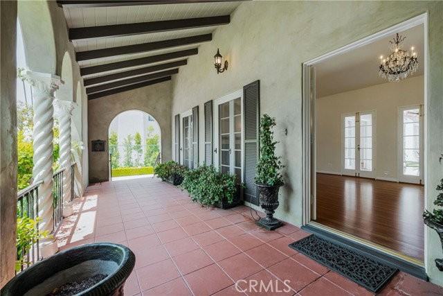 1243 Rossmoyne Ave - Photo 5 of 8