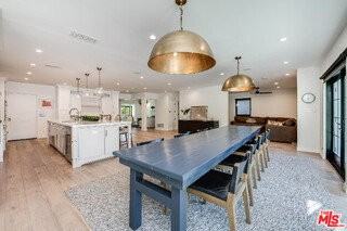 4239 W Mcfarlane Ave - Photo 4 of 8