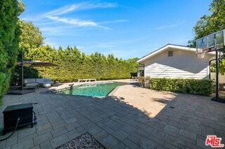 4239 W Mcfarlane Ave - Photo 7 of 8