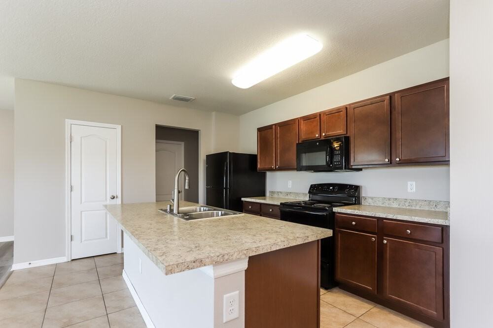 11929 Grand Kempston Dr - Photo 6 of 17