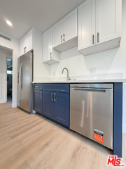 3744 Westwood Blvd #4 - Photo 3 of 7