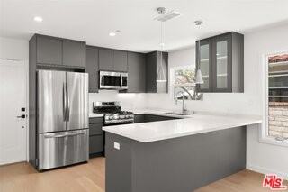 2316 Hill St - Photo 6 of 8