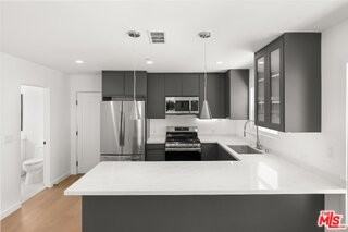 2316 Hill St - Photo 7 of 8