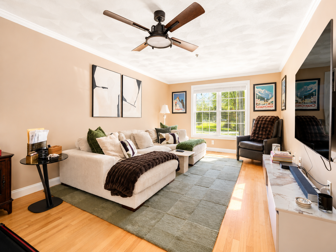 36 Middlesex Ave #3 - Photo 4 of 19