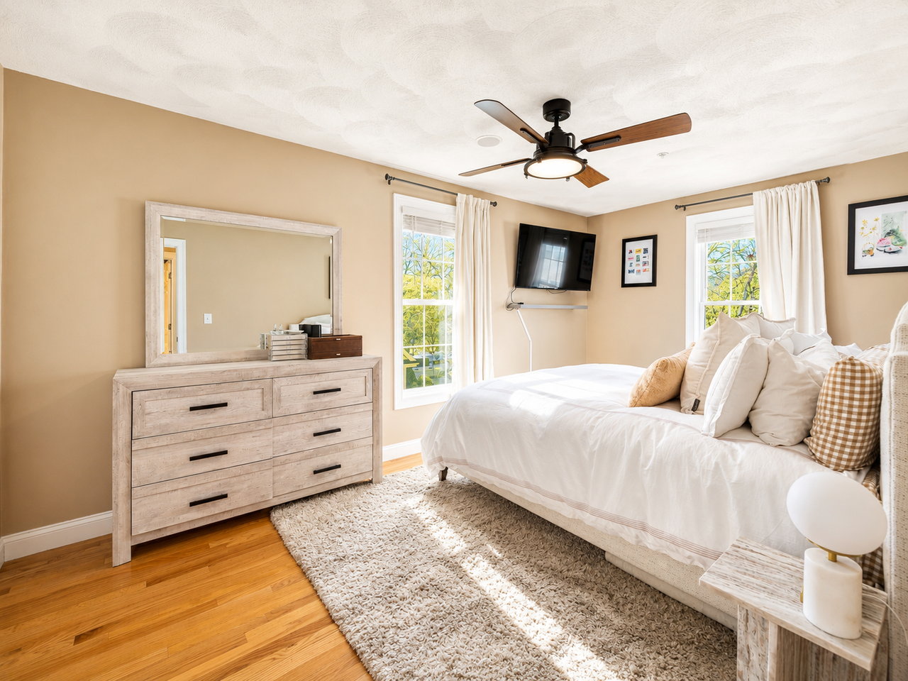 36 Middlesex Ave #3 - Photo 7 of 19