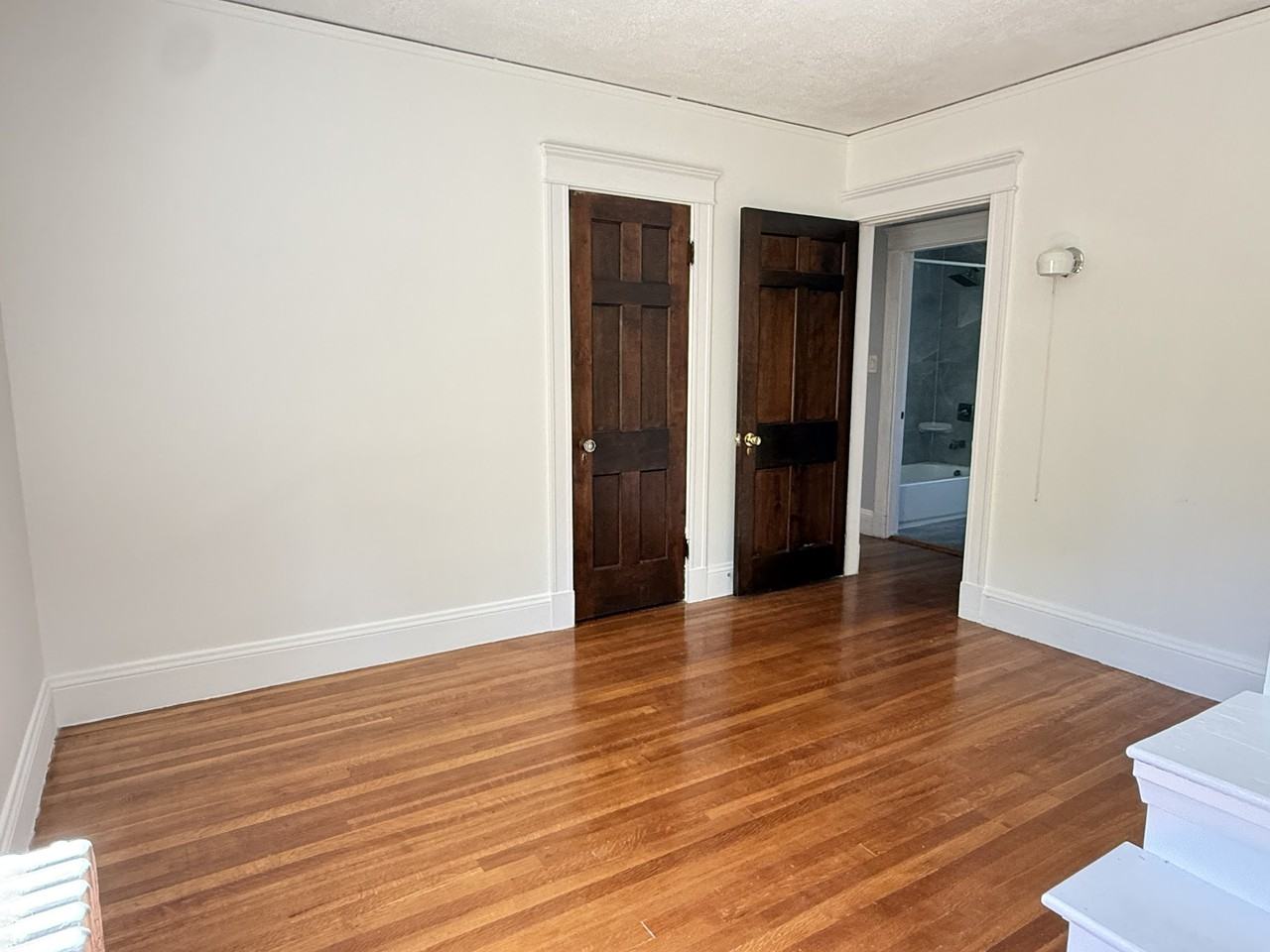 1639 Washington St - Photo 4 of 19