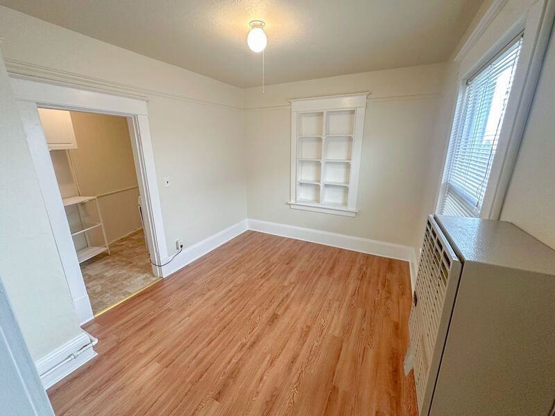 2708 Ne Sandy Blvd #2 - Photo 2 of 14