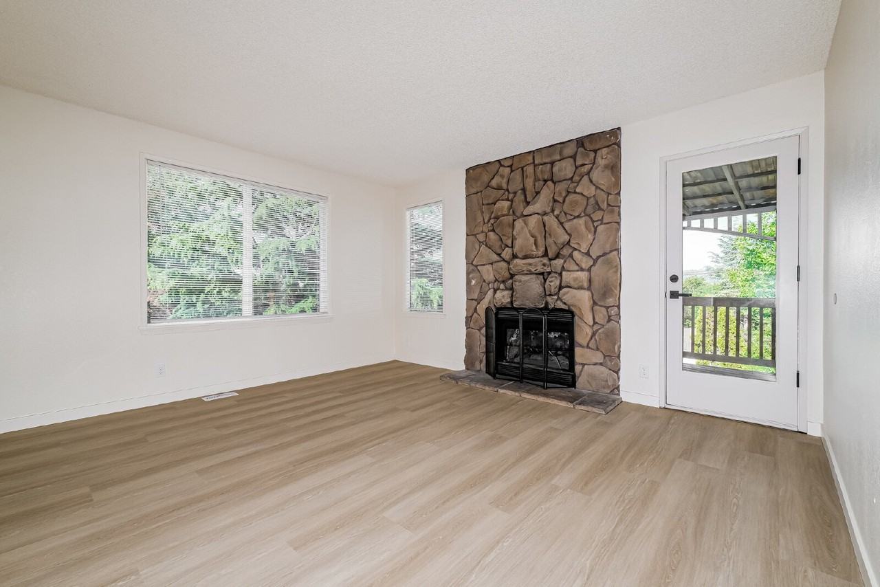 500 S 27th Pl - Photo 4 of 16