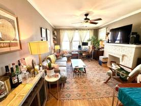 1719 W Ainslie St #1 - Photo 1 of 1