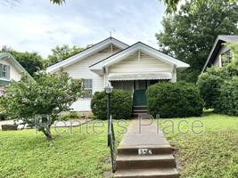 featured image of 204 S Birch St