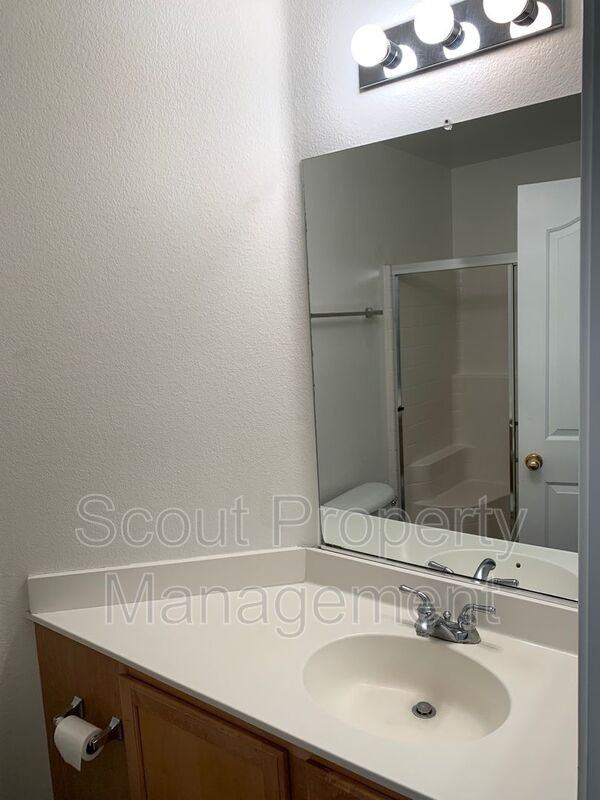 33454 Twin Hills Way - Photo 4 of 37