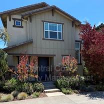 490 Palisade Dr - Photo 1 of 1