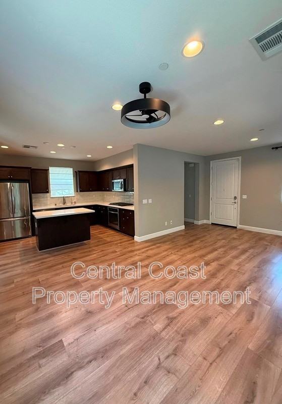 490 Palisade Dr - Photo 5 of 29