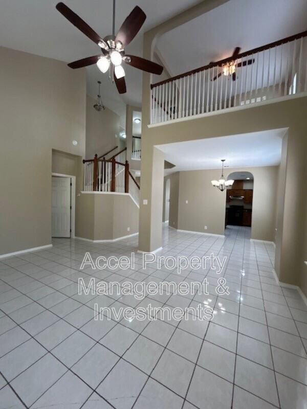 4510 Santa Inez St #B - Photo 2 of 12