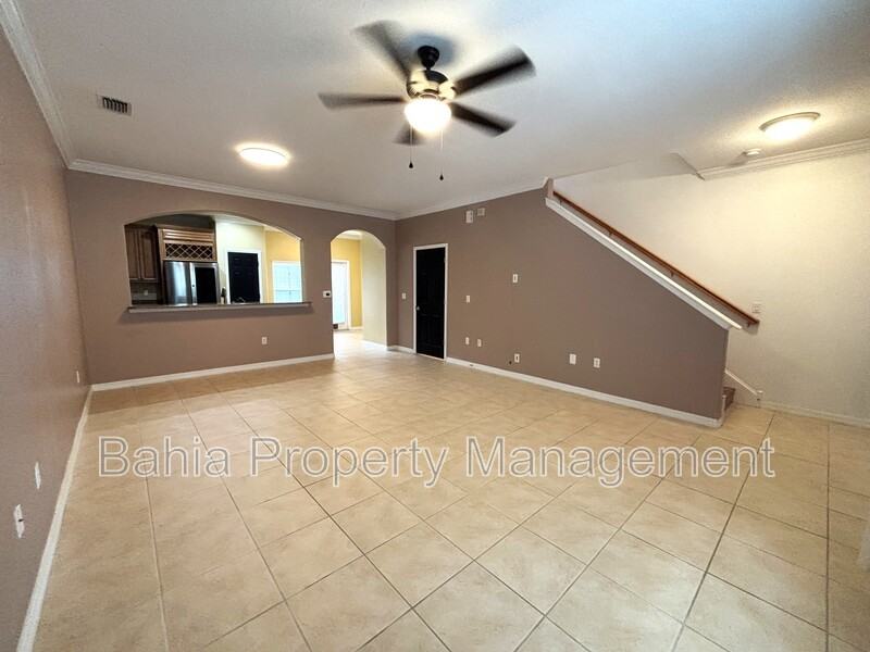 14120 Oakham St - Photo 2 of 18