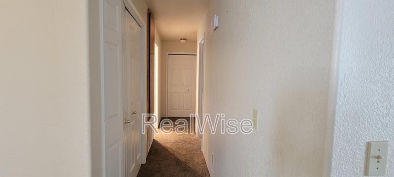 1806 Medart Ln - Photo 3 of 17