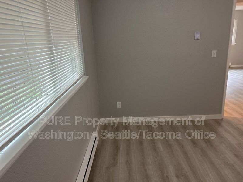 8626 26th Ave Sw #A - Photo 5 of 21