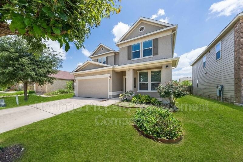 7347 Bluebonnet Bay - Photo 2 of 45