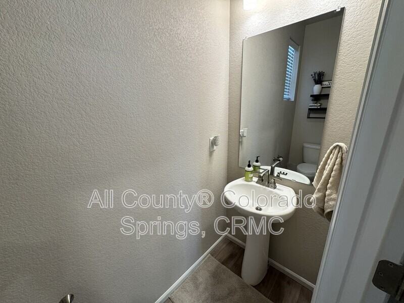 5635 Dakan Loop - Photo 7 of 27