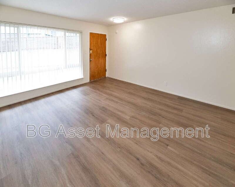 480 Crescent St #101 - Photo 3 of 15