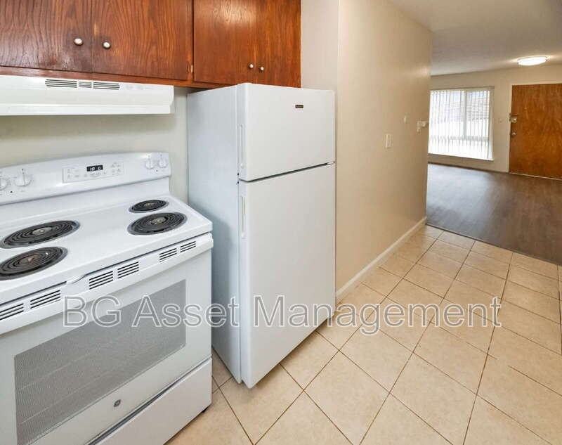 480 Crescent St #101 - Photo 7 of 15