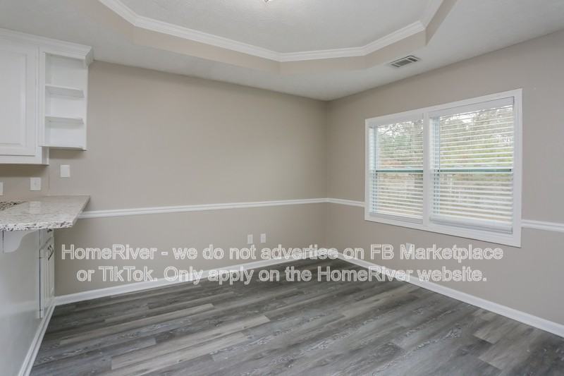 768 Wilkes Dr - Photo 6 of 17