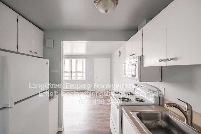 115 Nw 15th St #13 - Photo 3 of 18