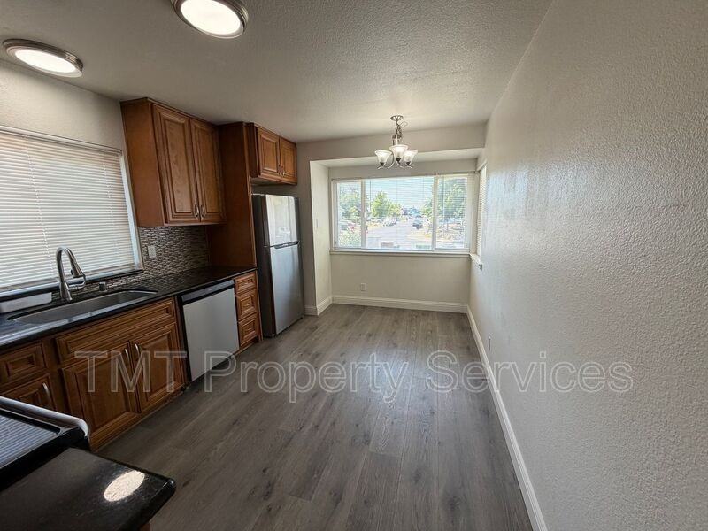8272 Kilmer Cir - Photo 4 of 13