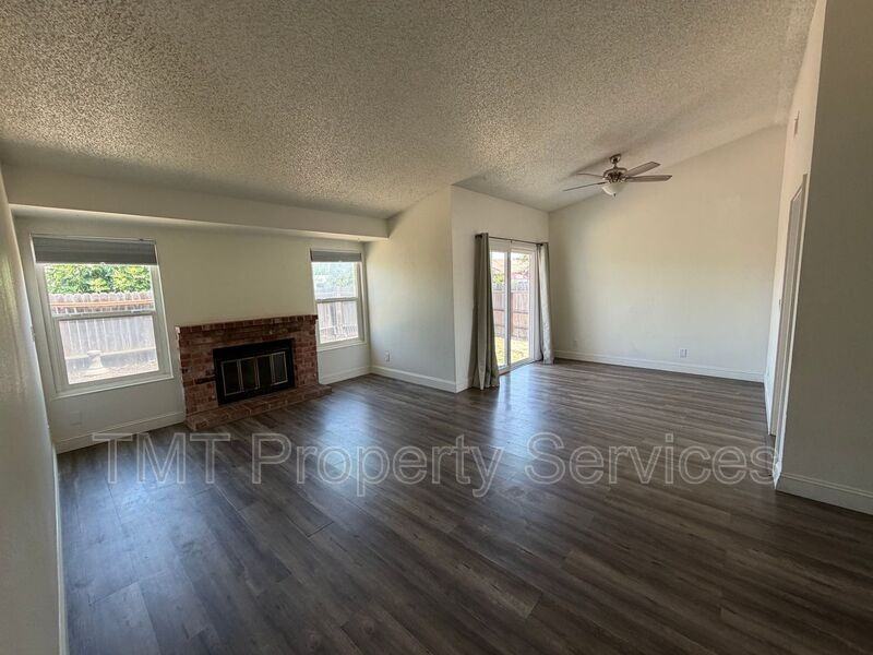 8272 Kilmer Cir - Photo 6 of 13