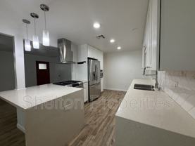 2514 E Fairmount Ave - Photo 1 of 1