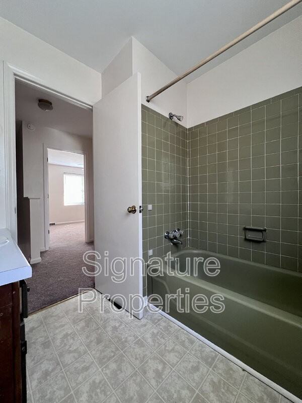 4102 Richland Ave Nw - Photo 3 of 12
