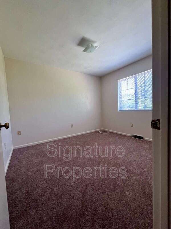4102 Richland Ave Nw - Photo 7 of 12