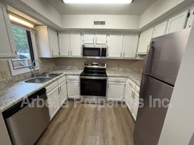 420 W Jackson Blvd #47 - Photo 1 of 1