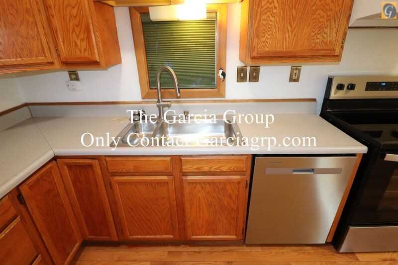 2532 N Watts St - Photo 5 of 37