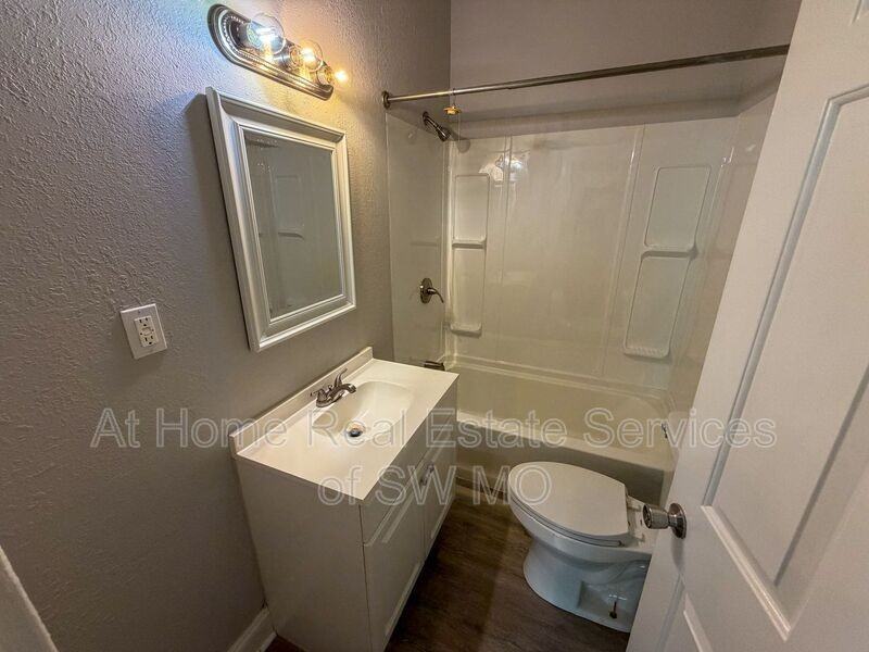 626 S New Ave - Photo 5 of 11