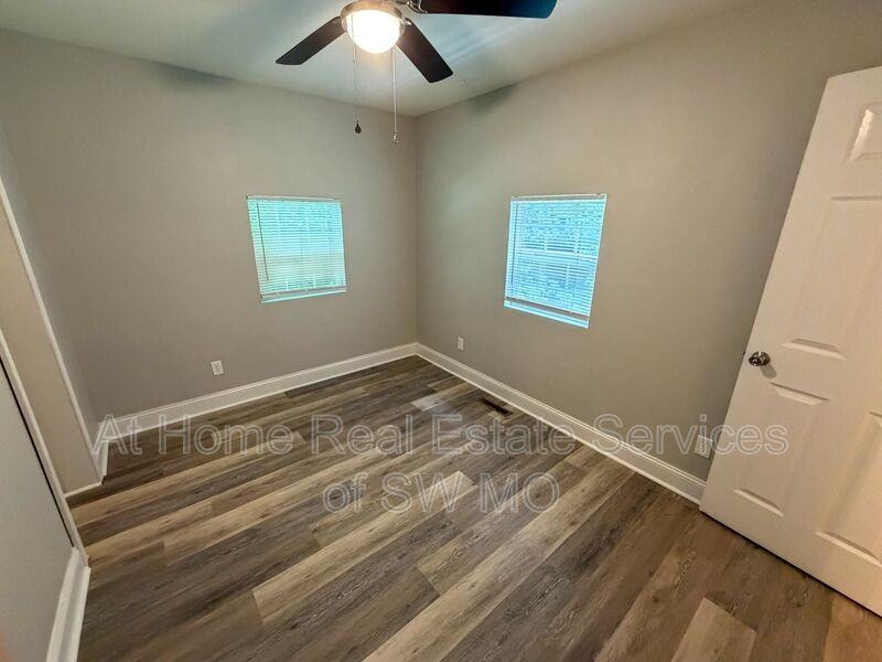 626 S New Ave - Photo 6 of 11